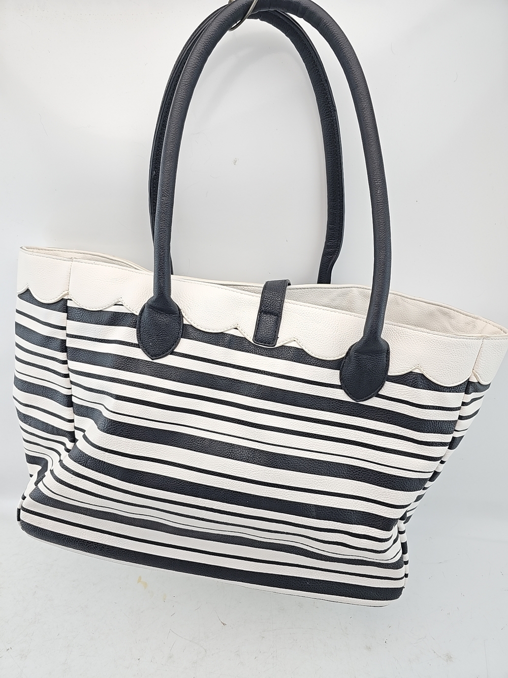 Betsey Johnson Black & White Striped Tote with Pink Bow - Picture 3 of 10